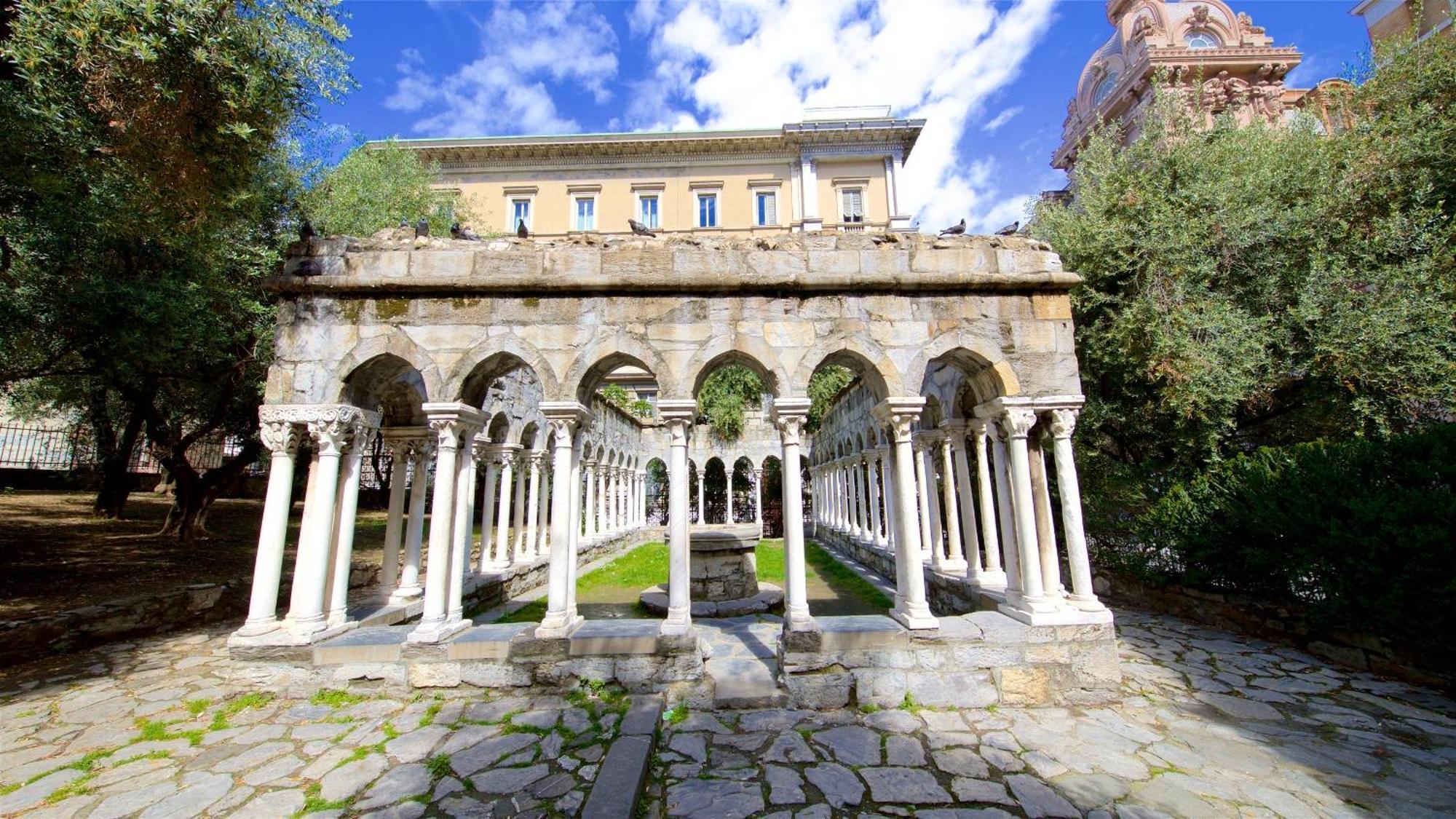 The First Porta Soprana Prione Lägenhet Genua Exteriör bild